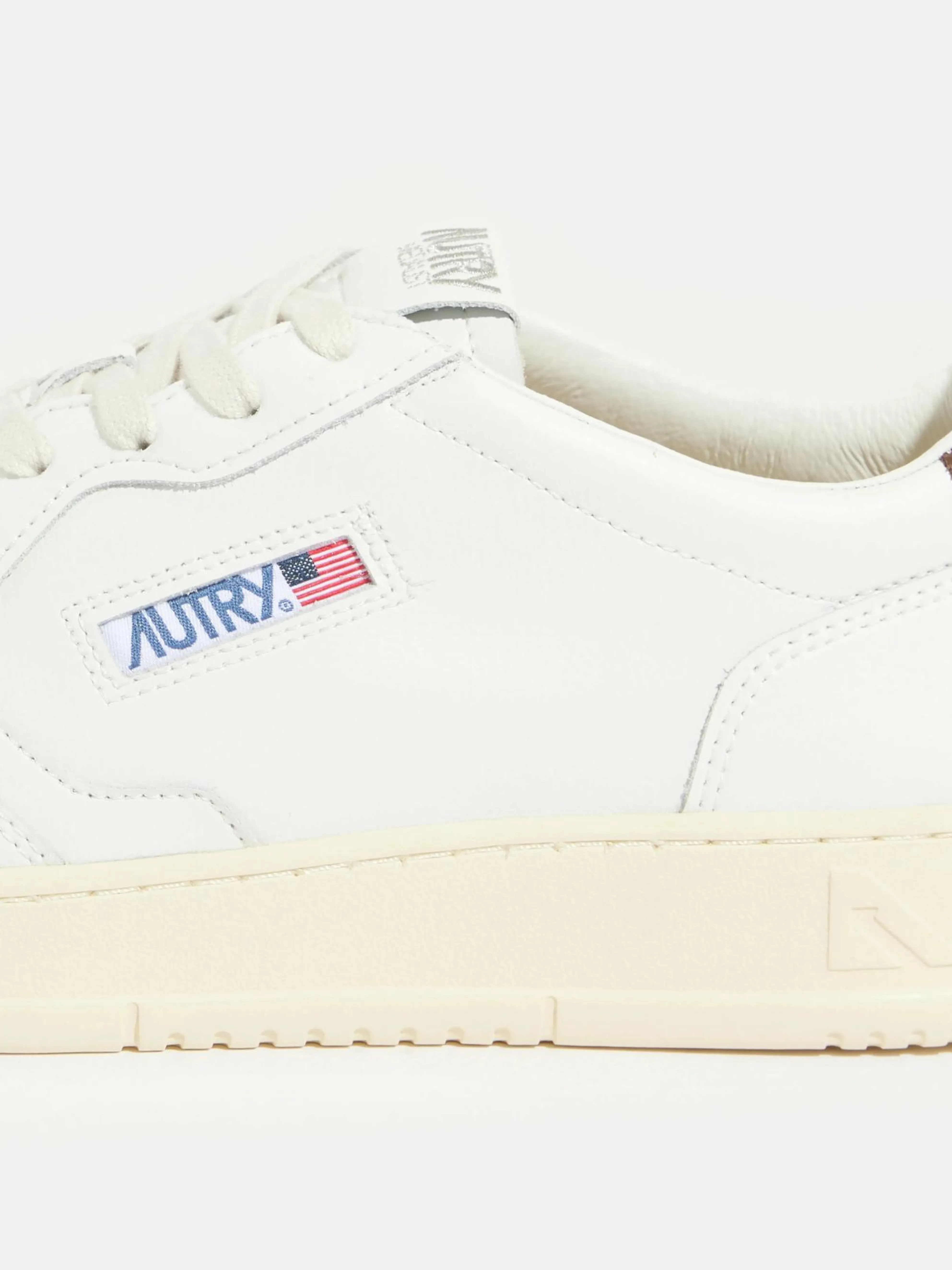 AUTRY Medalist Low Voor Mannen