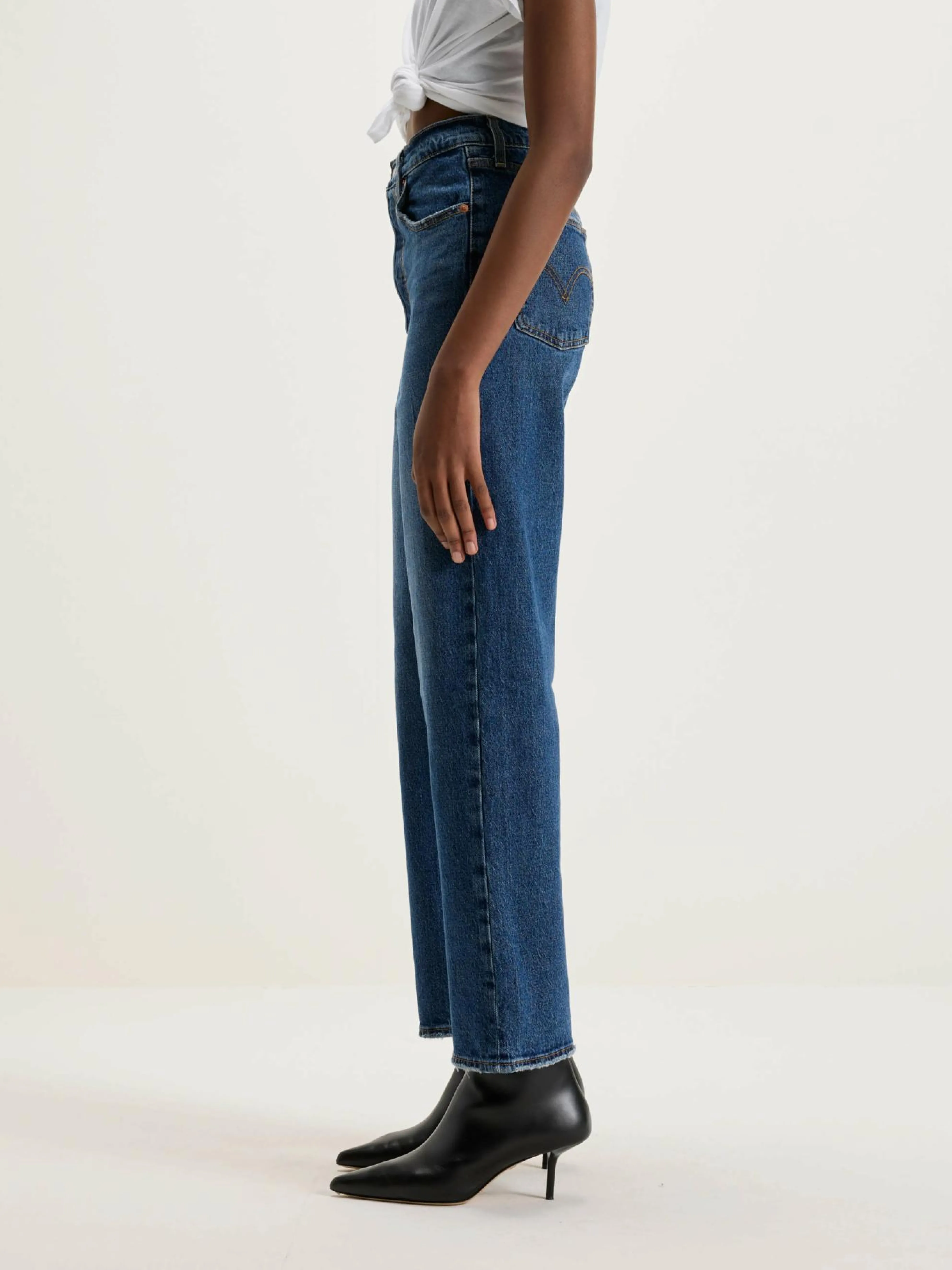 LEVI'S® Ribcage Straight Ankle Jeans