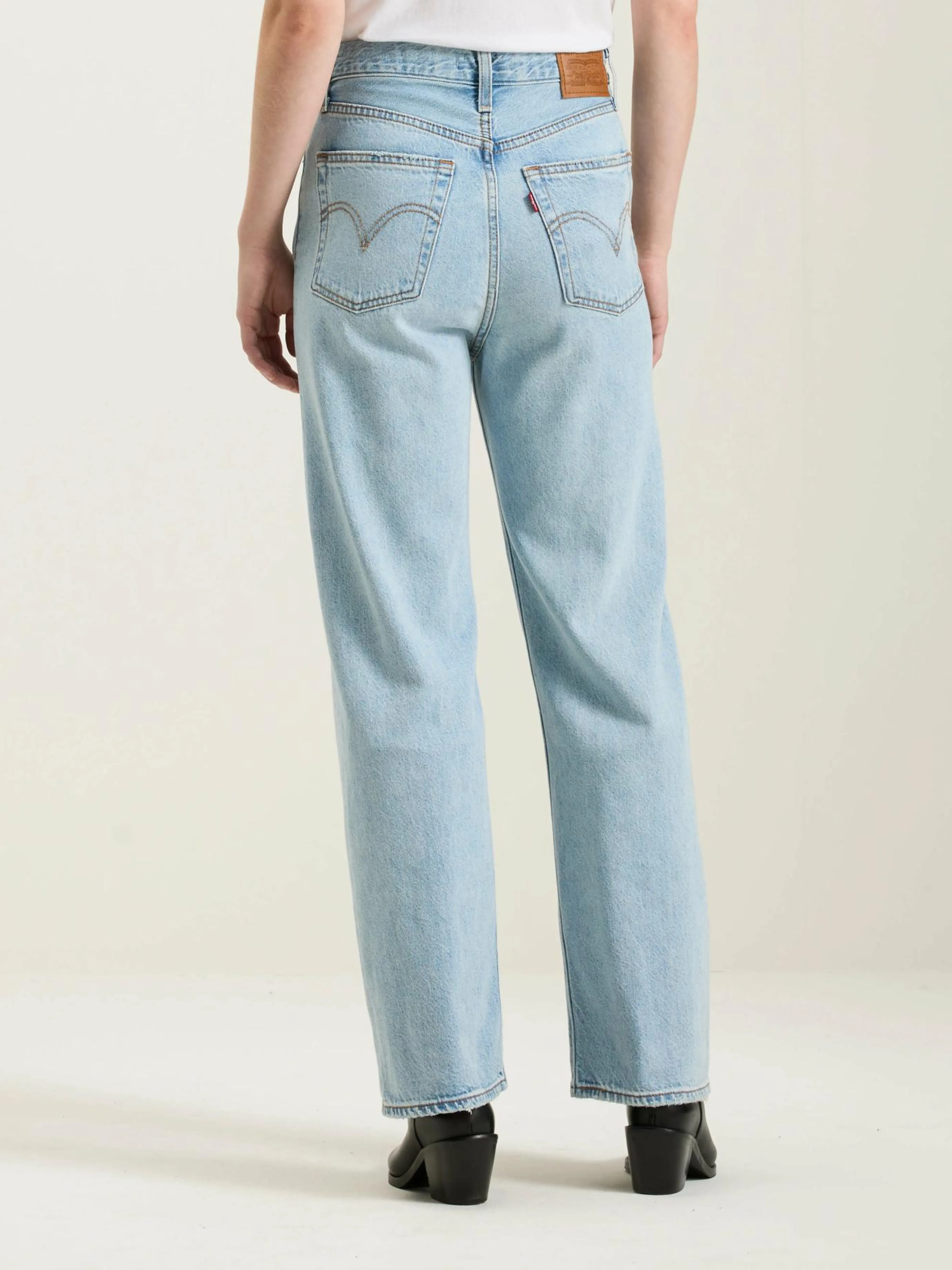 LEVI'S® Ribcage Straight Ankle Jeans