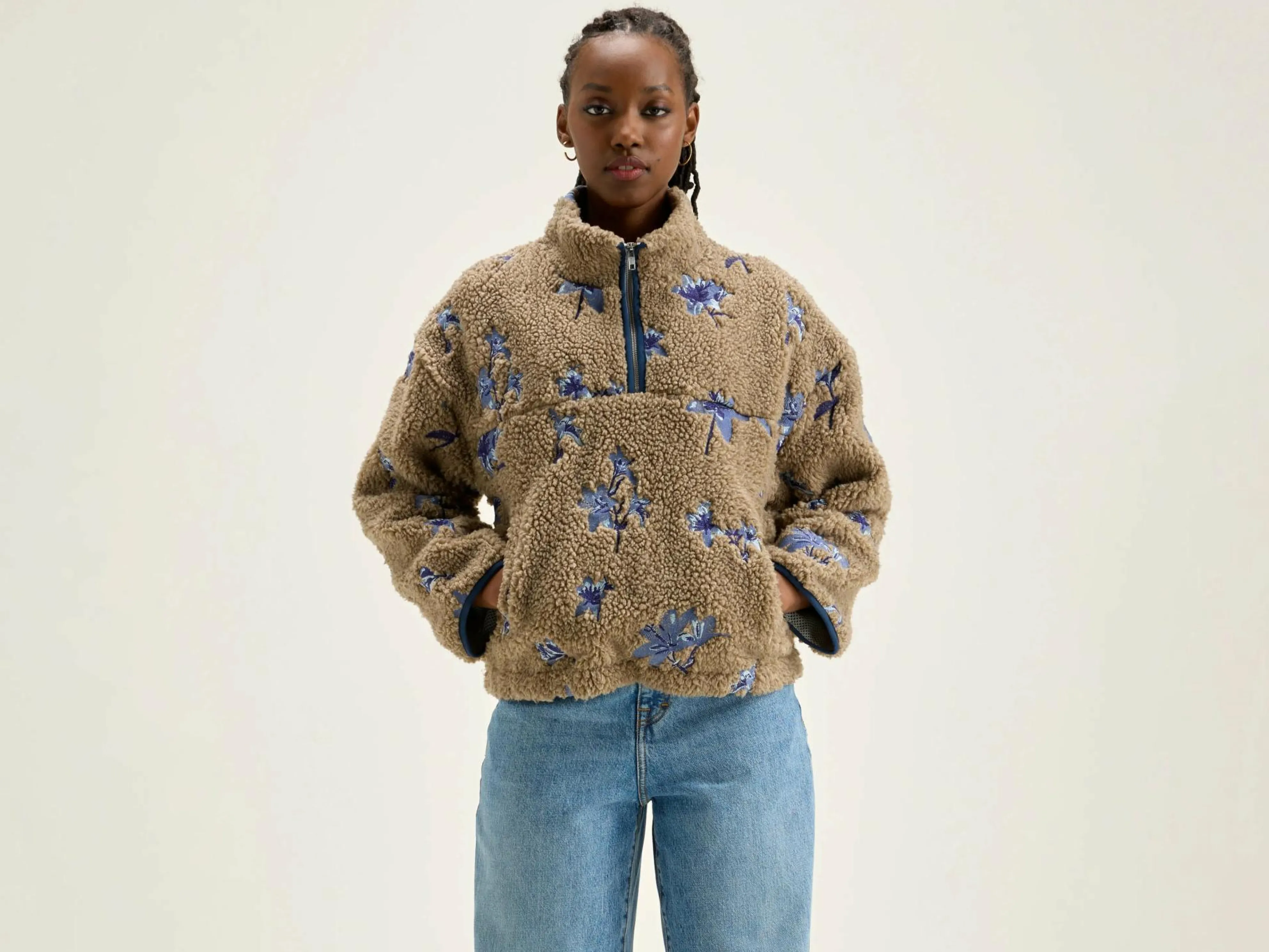 Nilou Teddy Sweatshirt