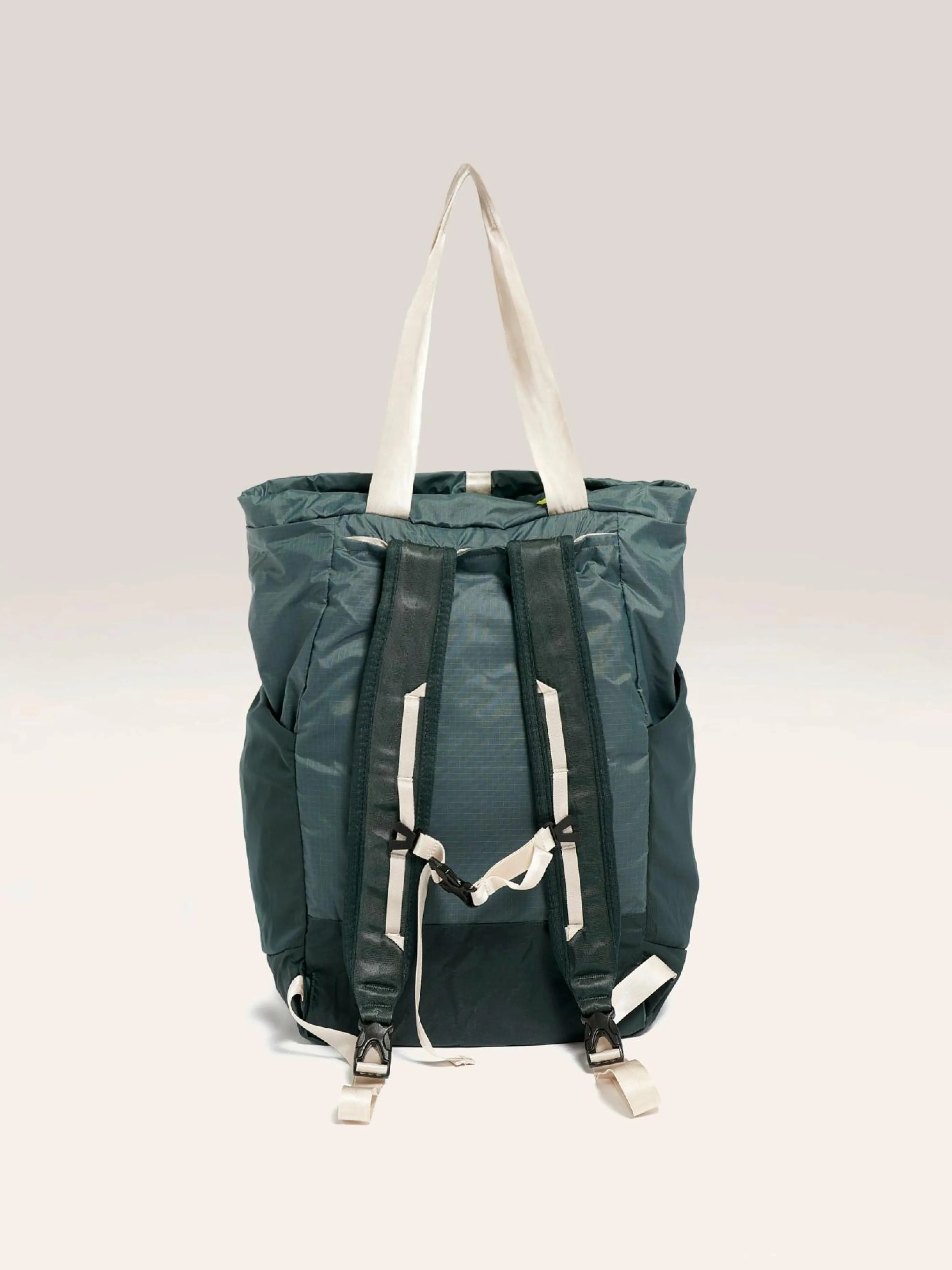 PATAGONIA Ultralight Black Hole Tote Pack