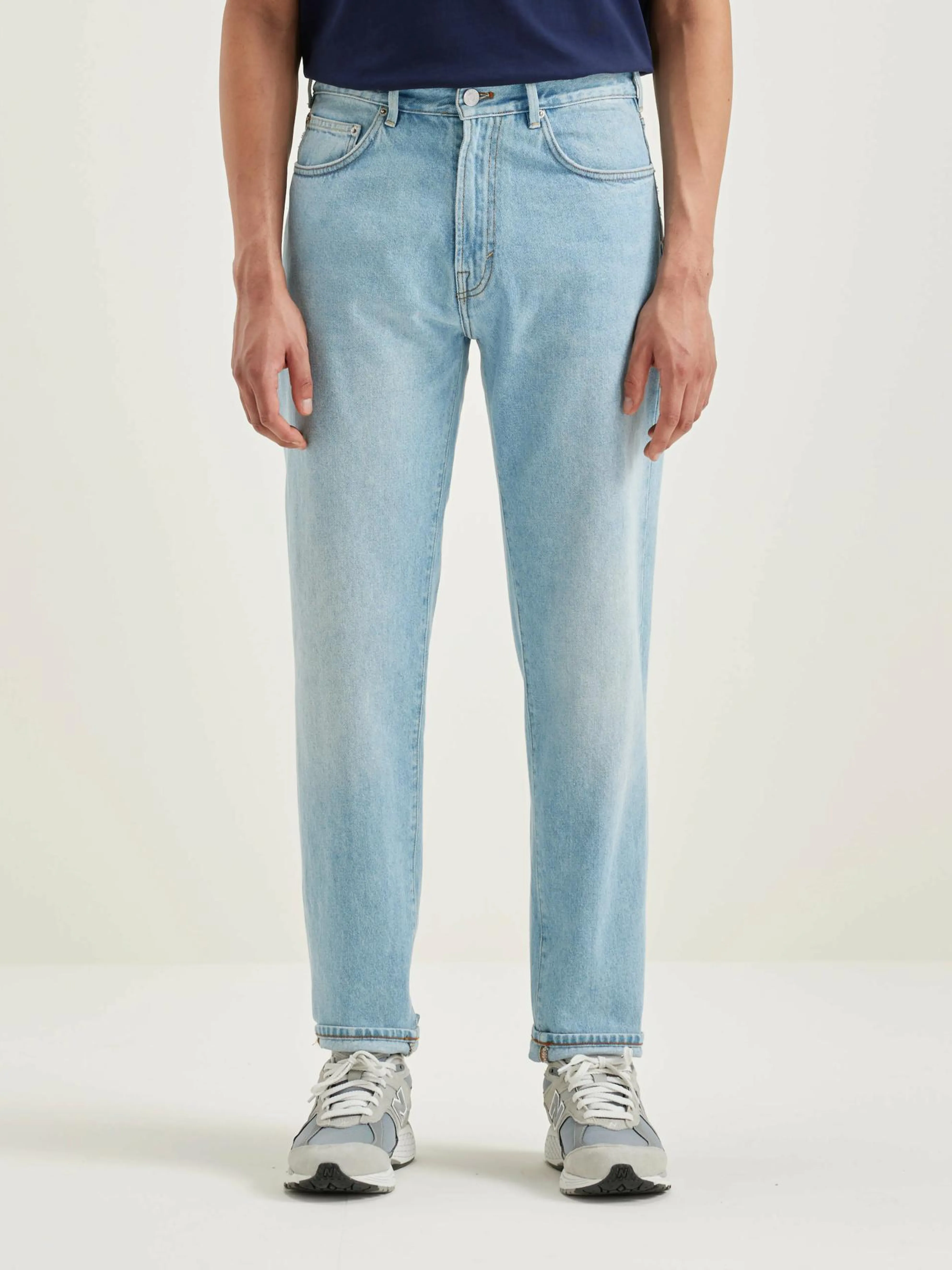 Peeg Tapered Jeans