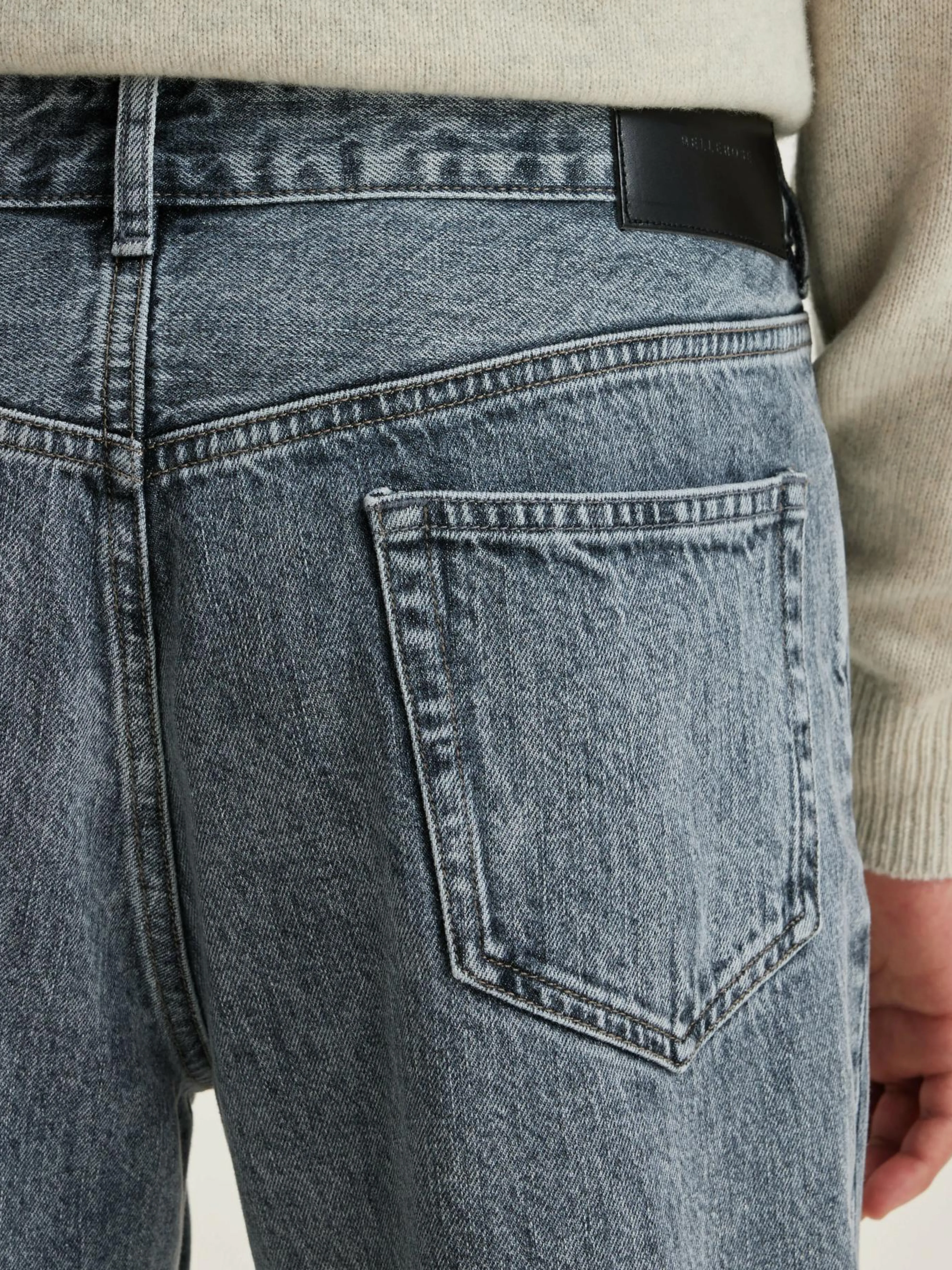 Porter Tapered Jeans